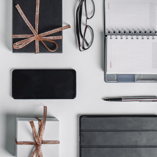 Elevating Every Moment: How Our Corporate Gift Sets Make an Impact in Dubai